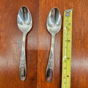 AWM Rogers IS Silverplate Spoons Champange Burgundy Grape Floral Design Set of 2